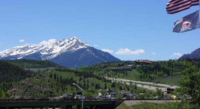 Photo of Others in Silverthorne