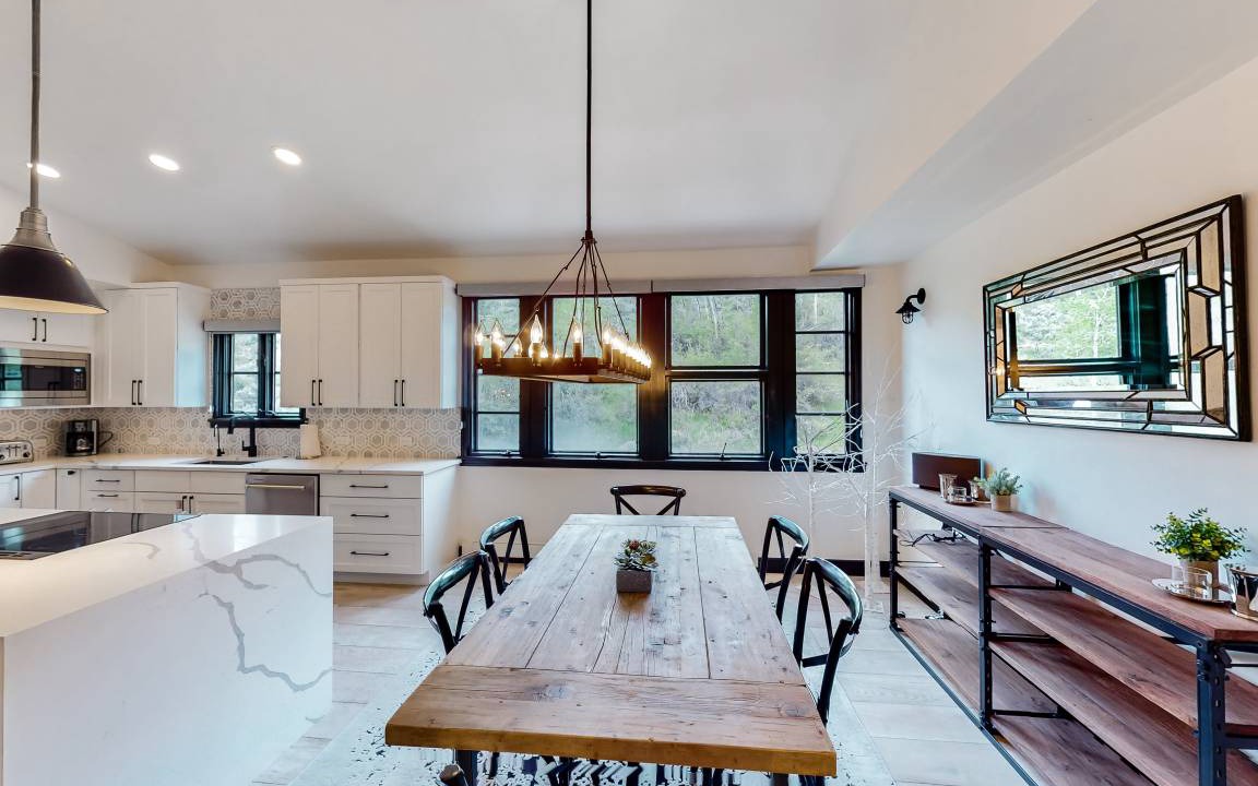 Photo of Kitchen in Highlands Townhomes
