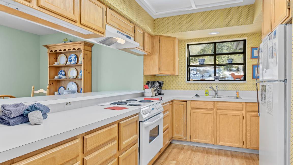 Photo of Kitchen in Windcliff Estates