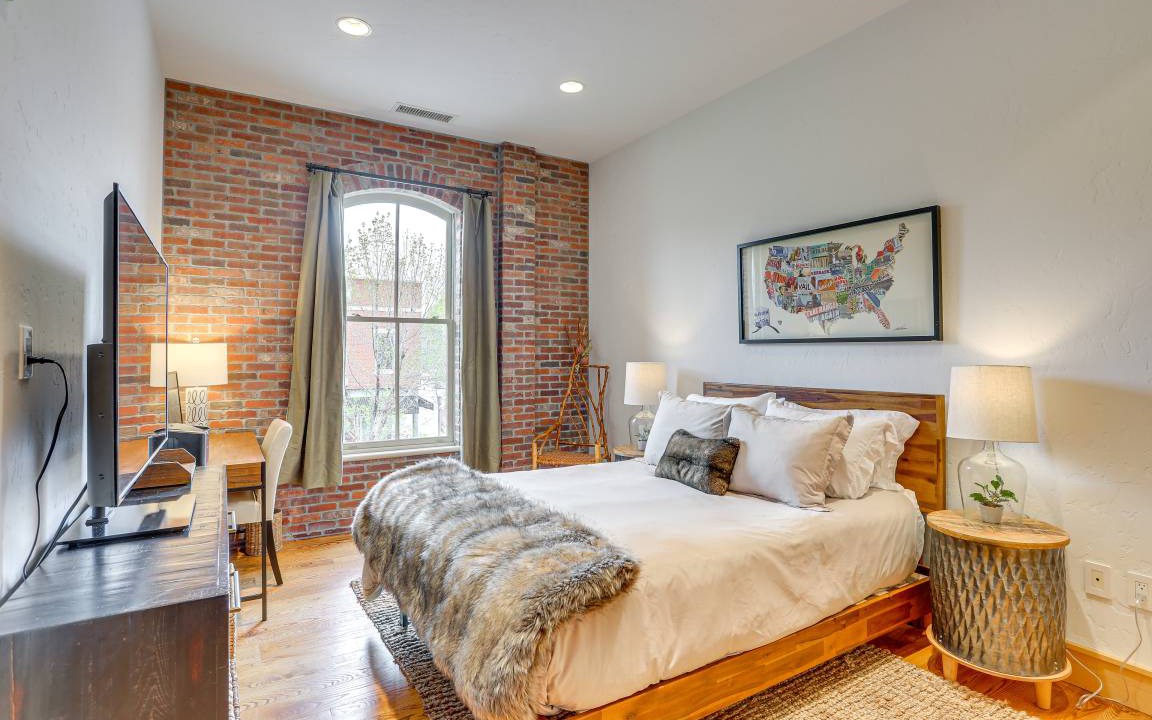 Photo of Bedroom in Eagle