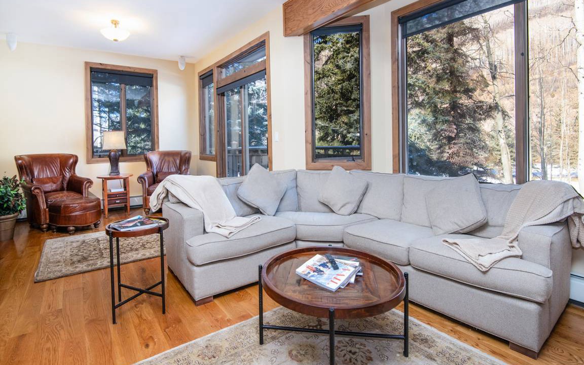Photo of Livingroom in Vail