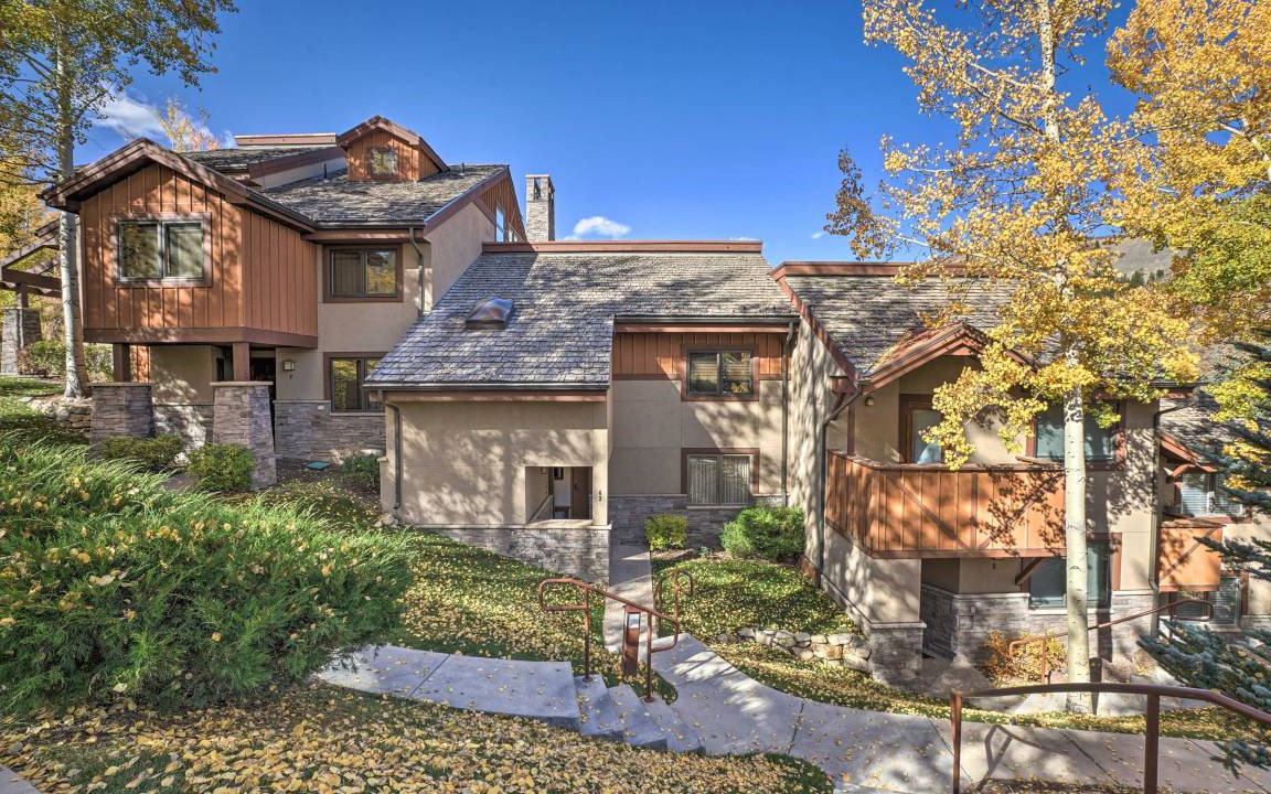 Photo of Buildings in Snowmass Village