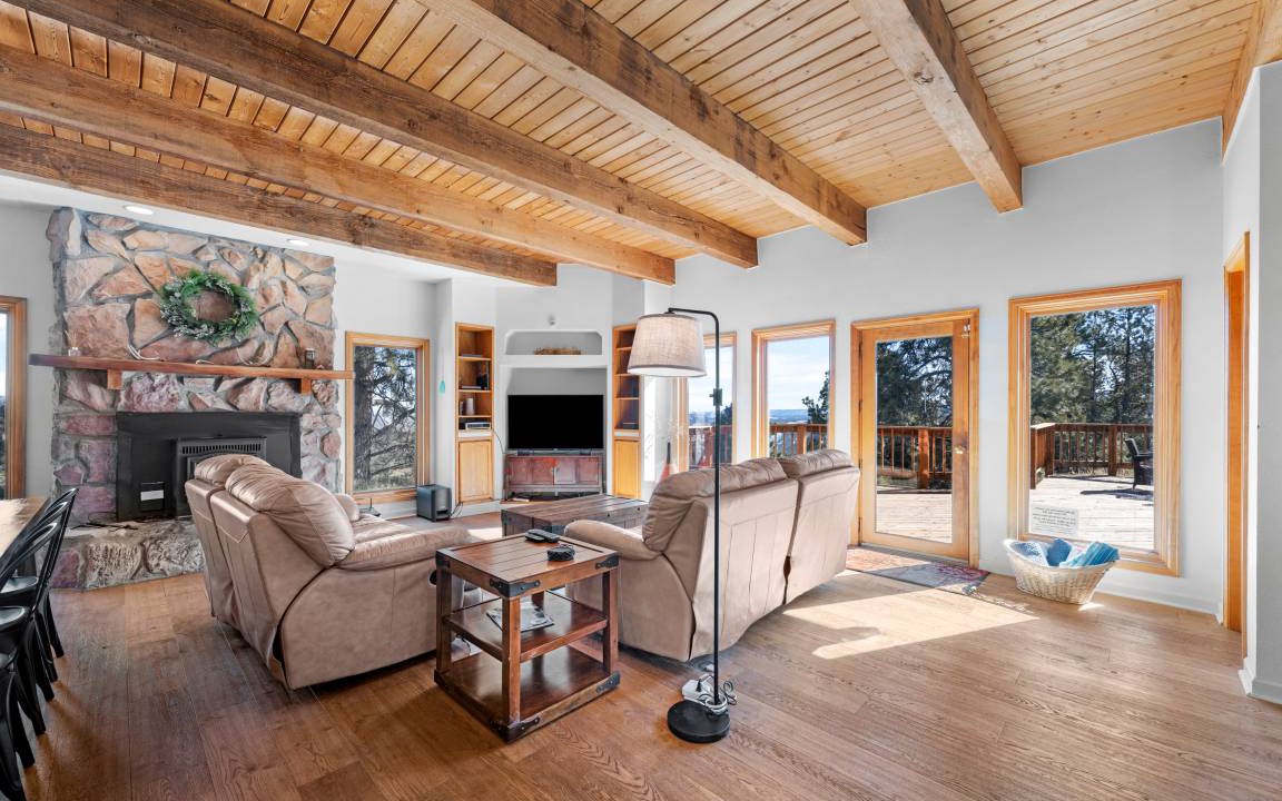 Photo of Livingroom in Bailey