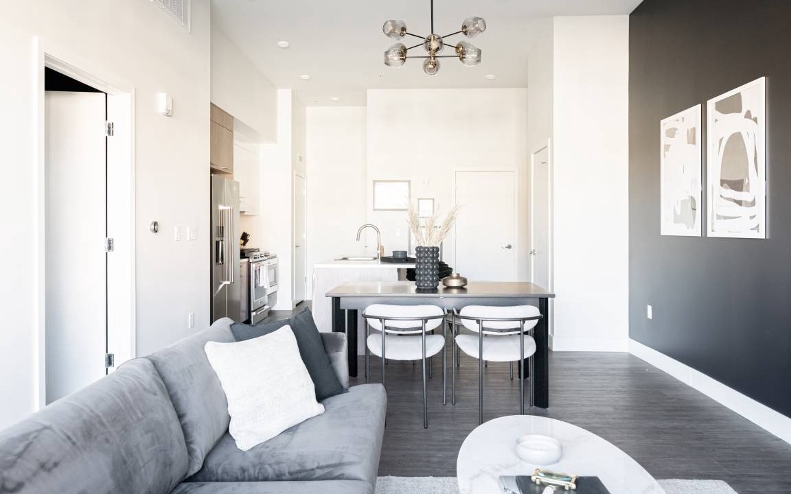Photo of Livingroom in Highland