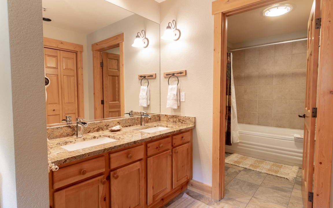 Photo of Bathroom in Keystone