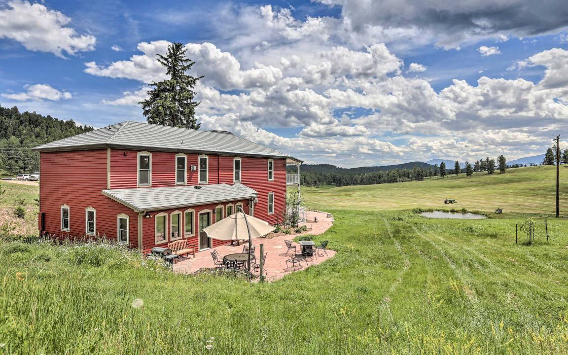 Photo of Buildings in Conifer