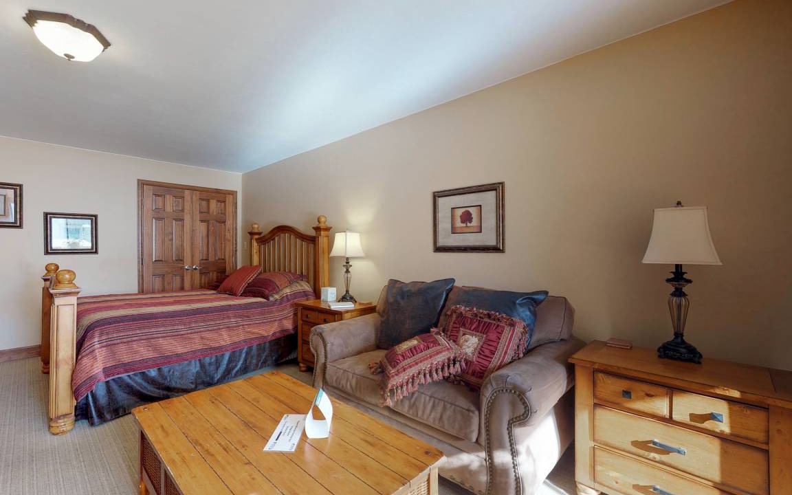 Photo of Bedroom in Copper Mountain Village