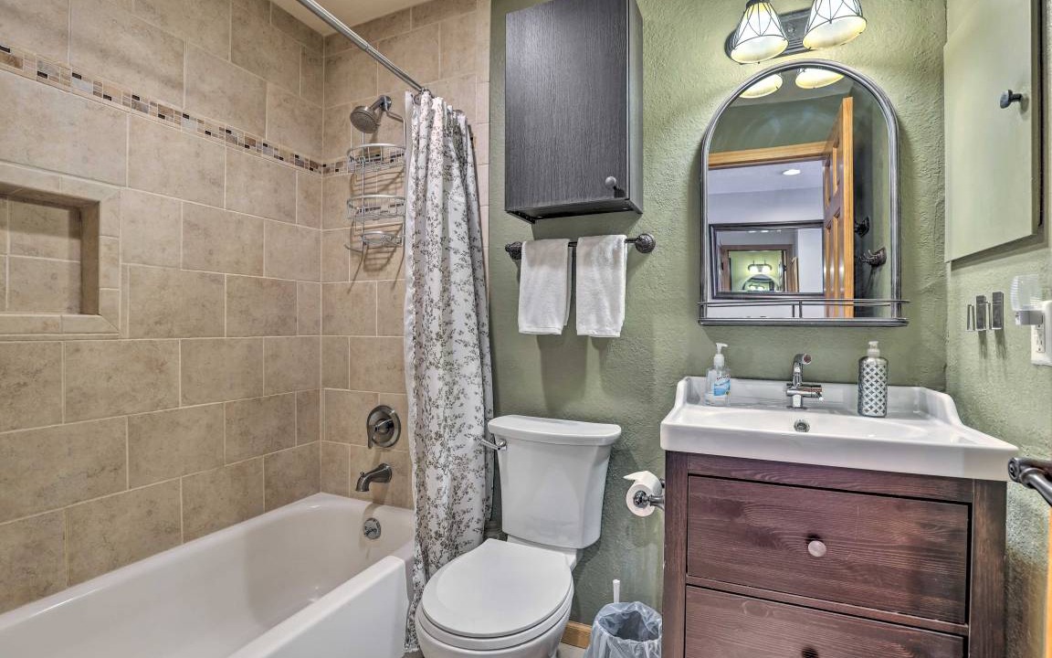 Photo of Bathroom in Dillon