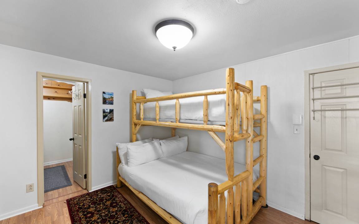 Photo of Others in Keystone