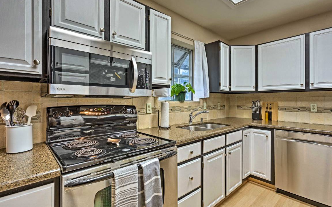 Photo of Kitchen in Edwards