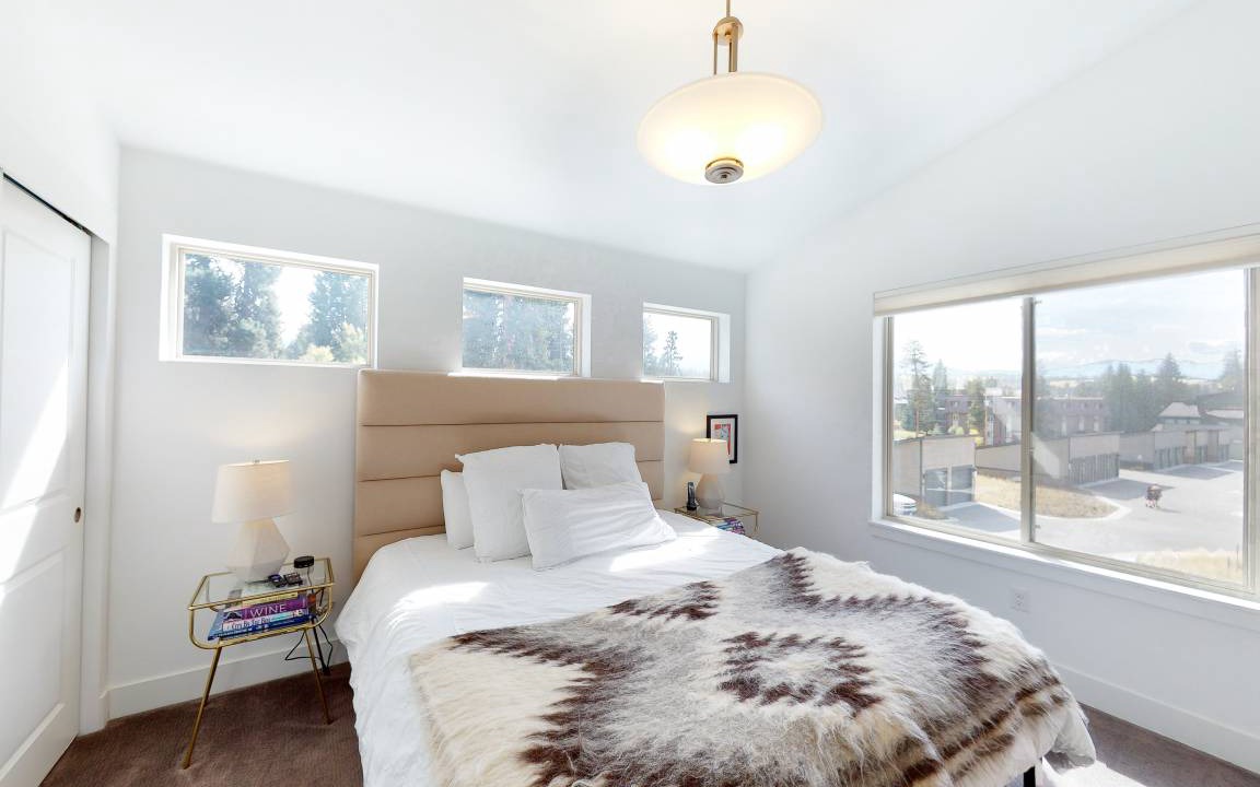 Photo of Bedroom in Rendezvous