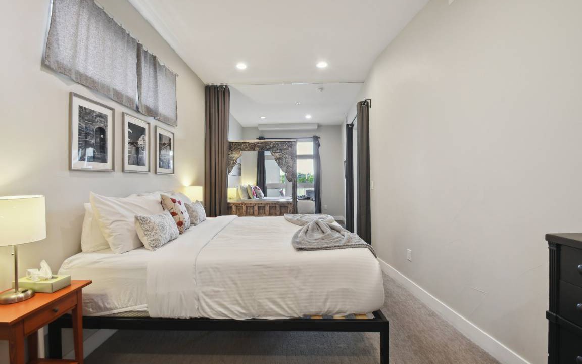 Photo of Bedroom in River North Art District