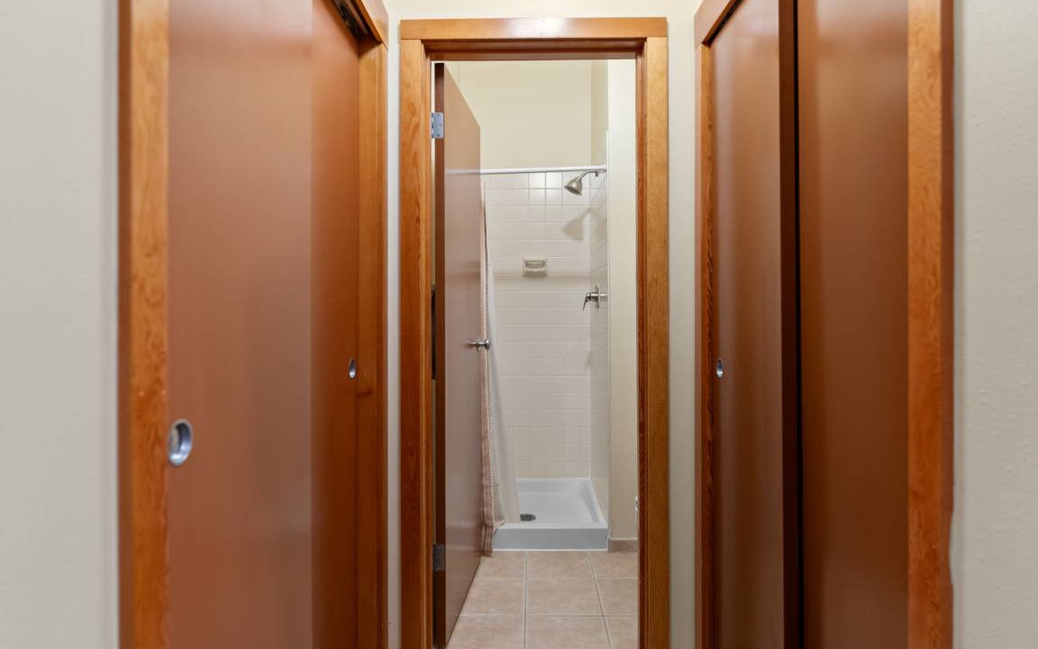 Photo of Bathroom in Lakeside Village