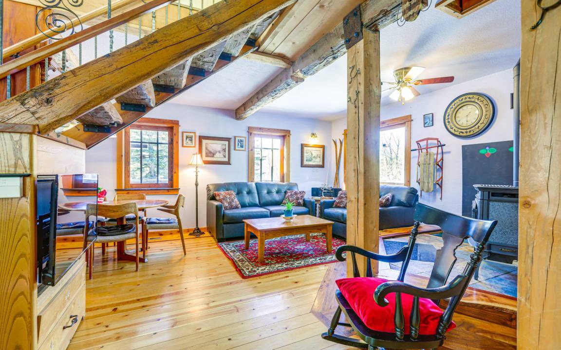 Photo of Livingroom in Carbondale