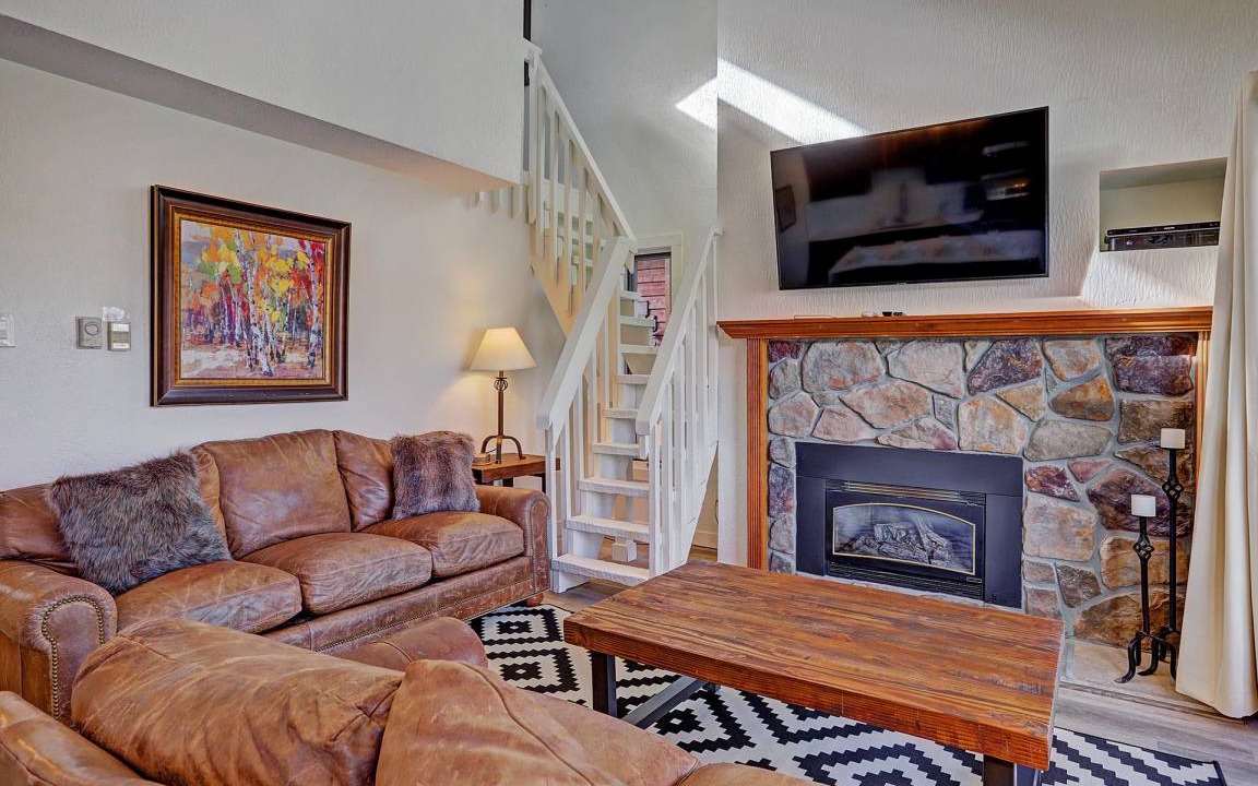 Photo of Livingroom in Warrior's Mark