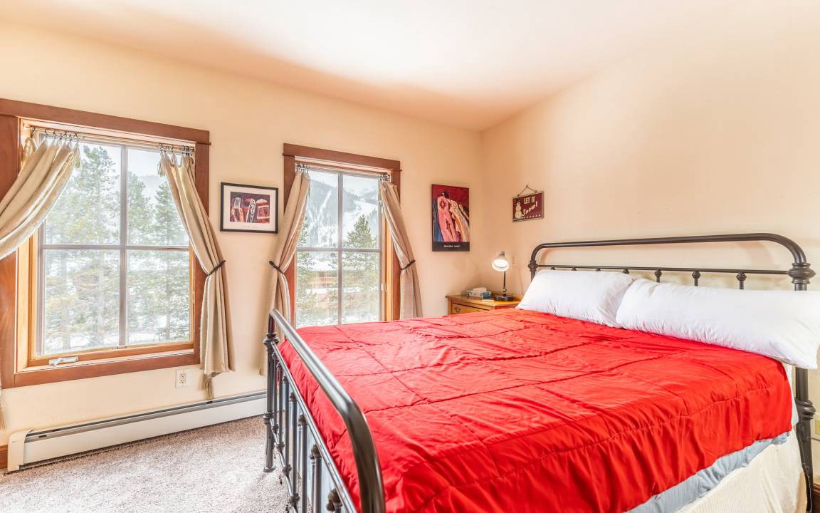 Photo of Bedroom in Keystone