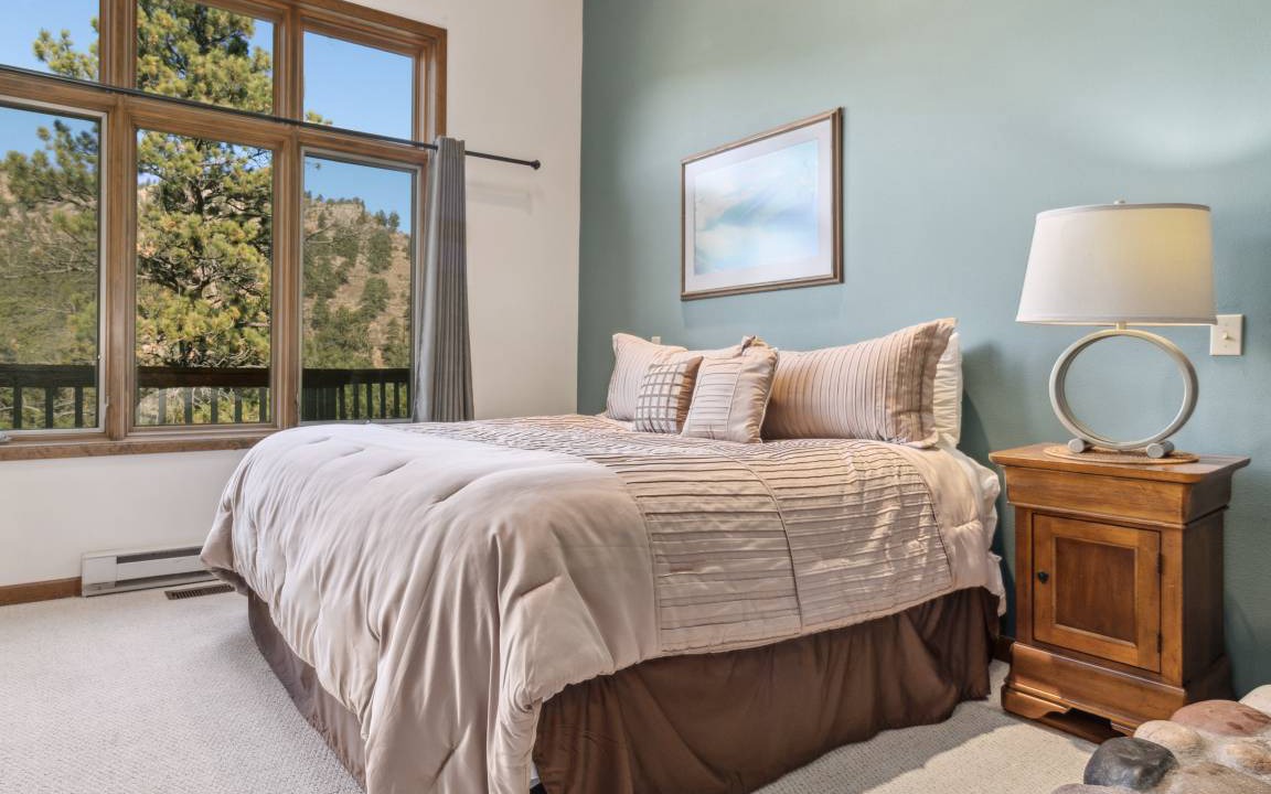 Photo of Bedroom in Aspen Brook