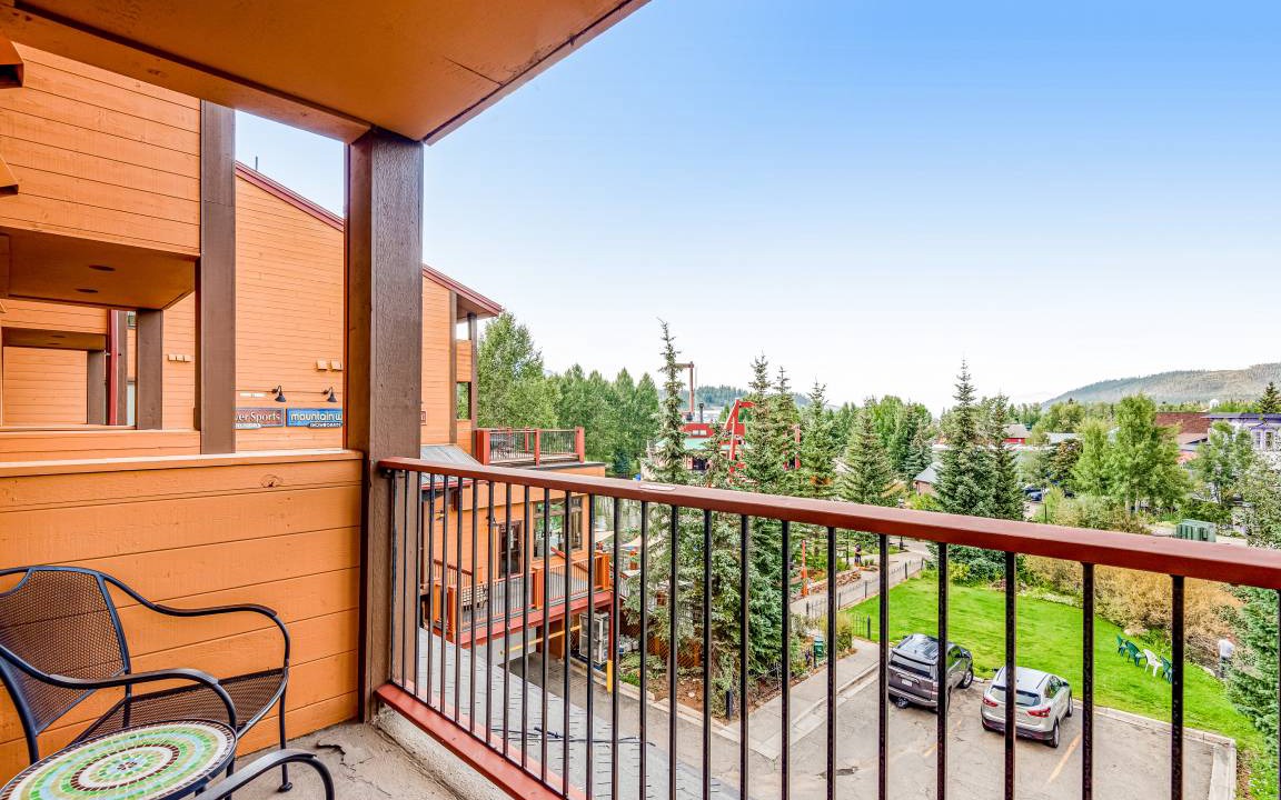 Photo of Patio Balcony in Historic District