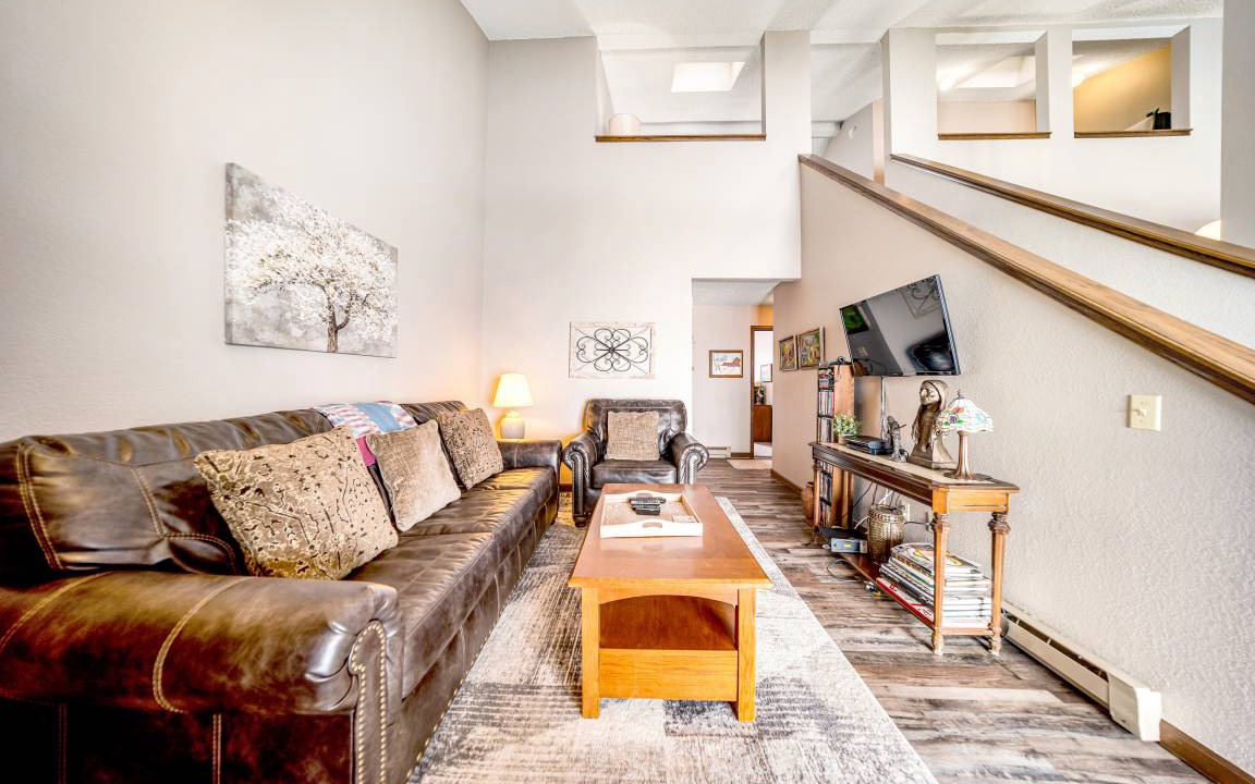 Photo of Livingroom in Silvercreek