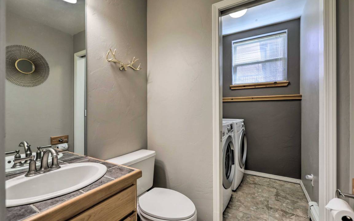 Photo of Bathroom in El Jebel