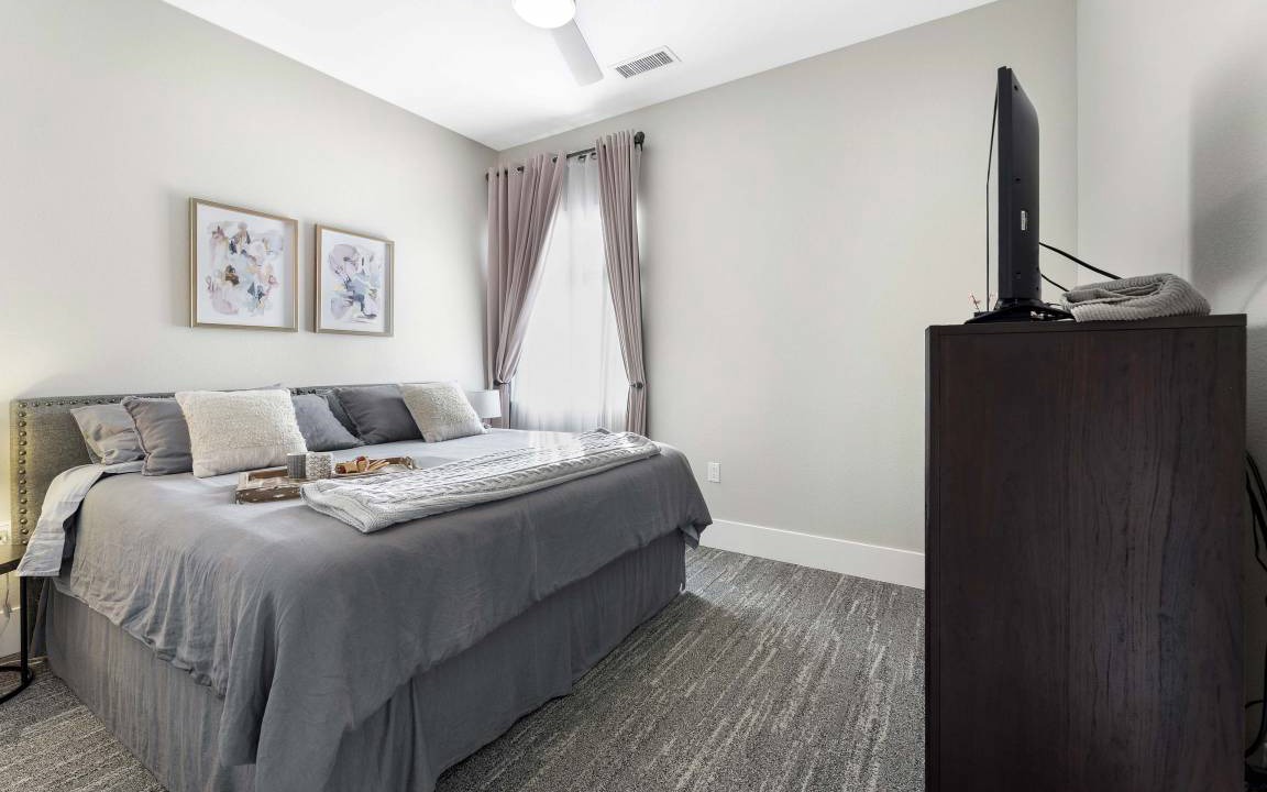 Photo of Bedroom in Golden