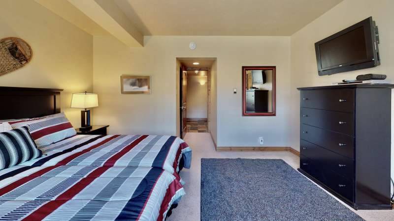 Photo of Bedroom in Vail