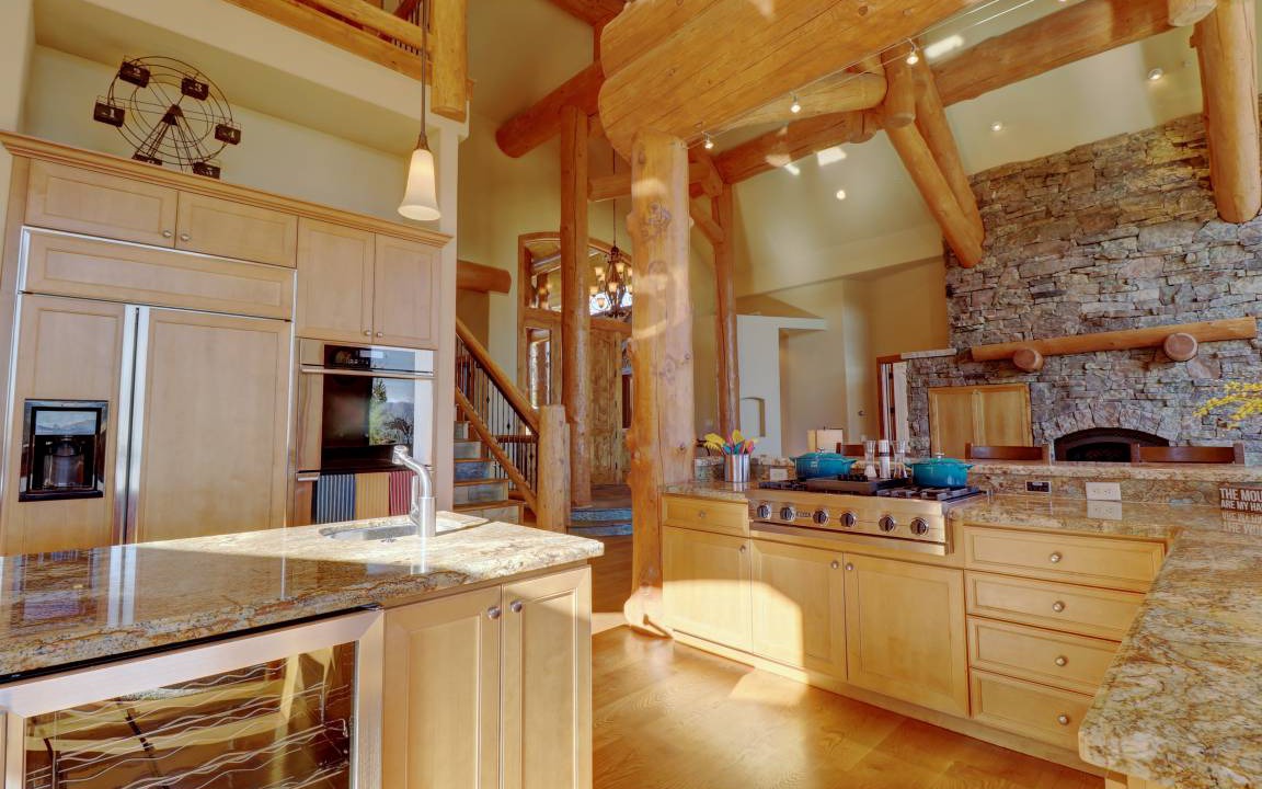 Photo of Kitchen in Three Peaks