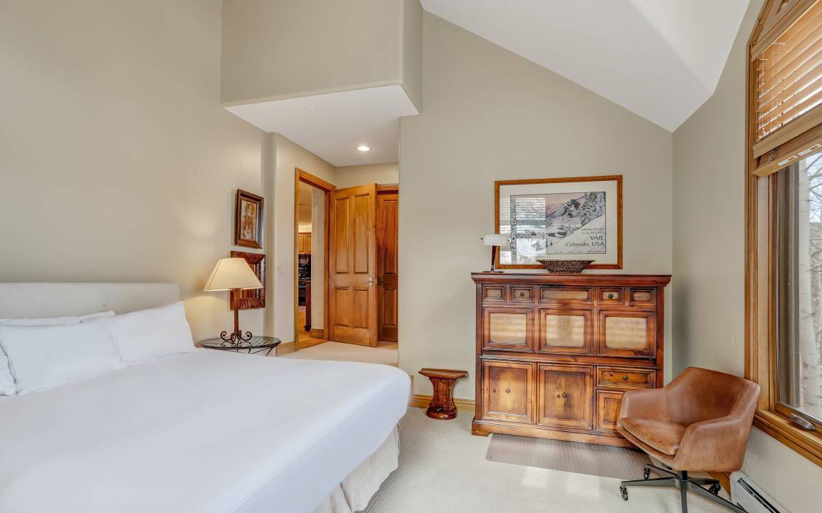 Photo of Bedroom in Edwards
