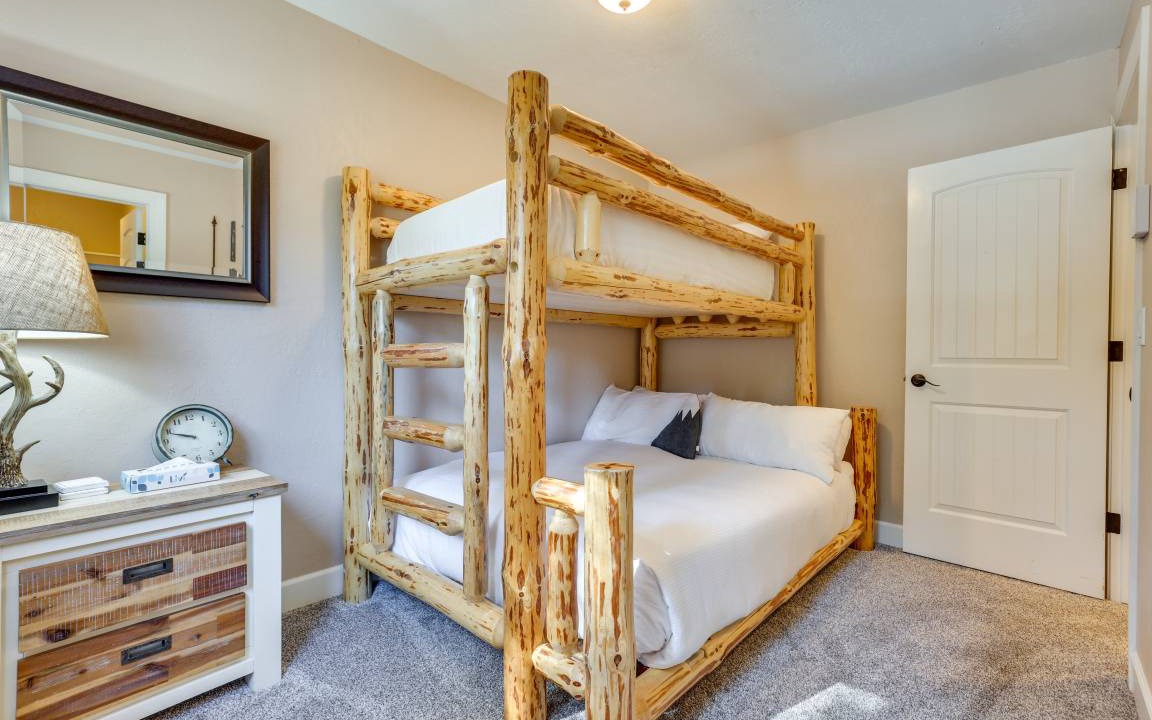 Photo of Bedroom in Warrior's Mark