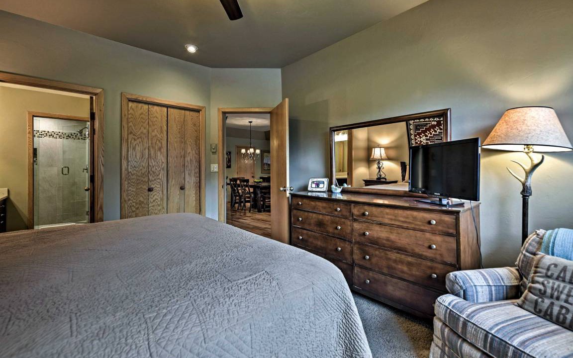 Photo of Bedroom in Purgatory