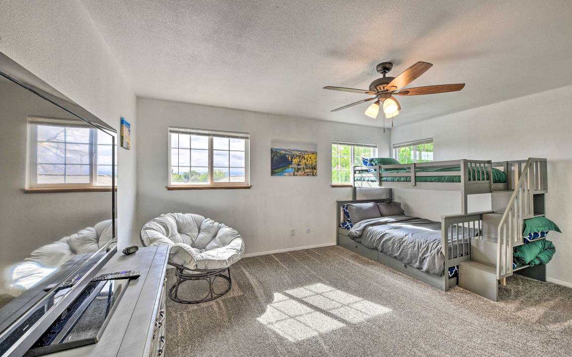 Photo of Bedroom in Fruitvale