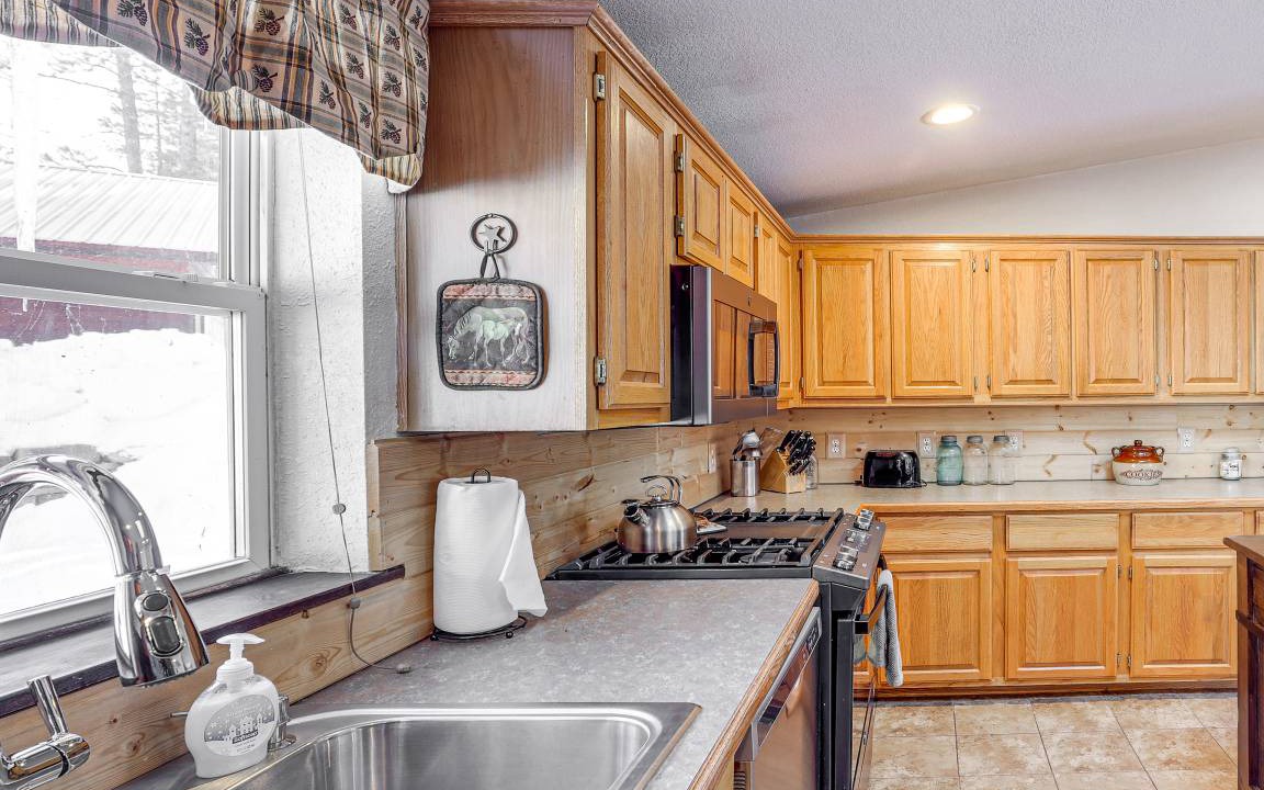 Photo of Kitchen in Forest Lakes