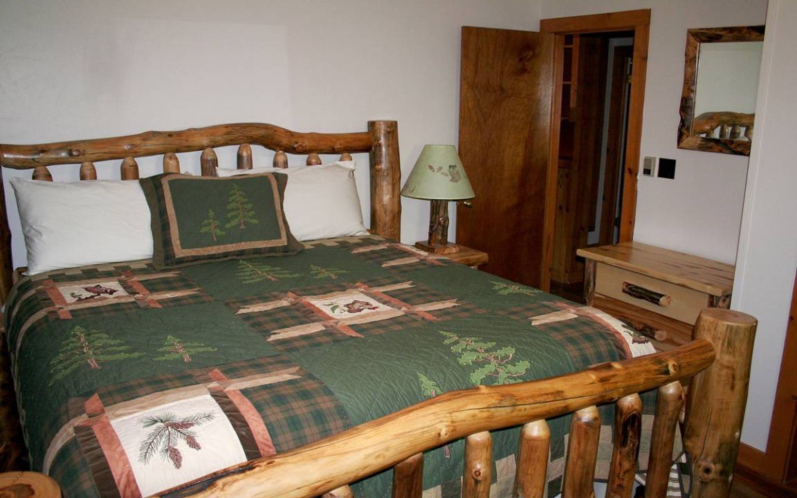 Photo of Bedroom in Estes Park