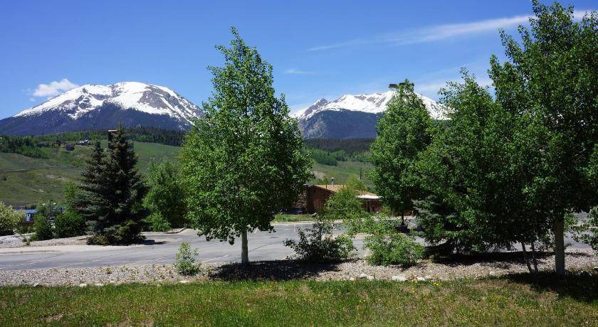 Photo of Others in Silverthorne