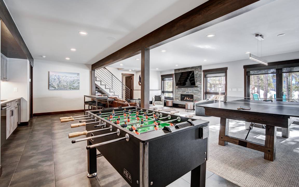 Photo of Livingroom in Lakeshore