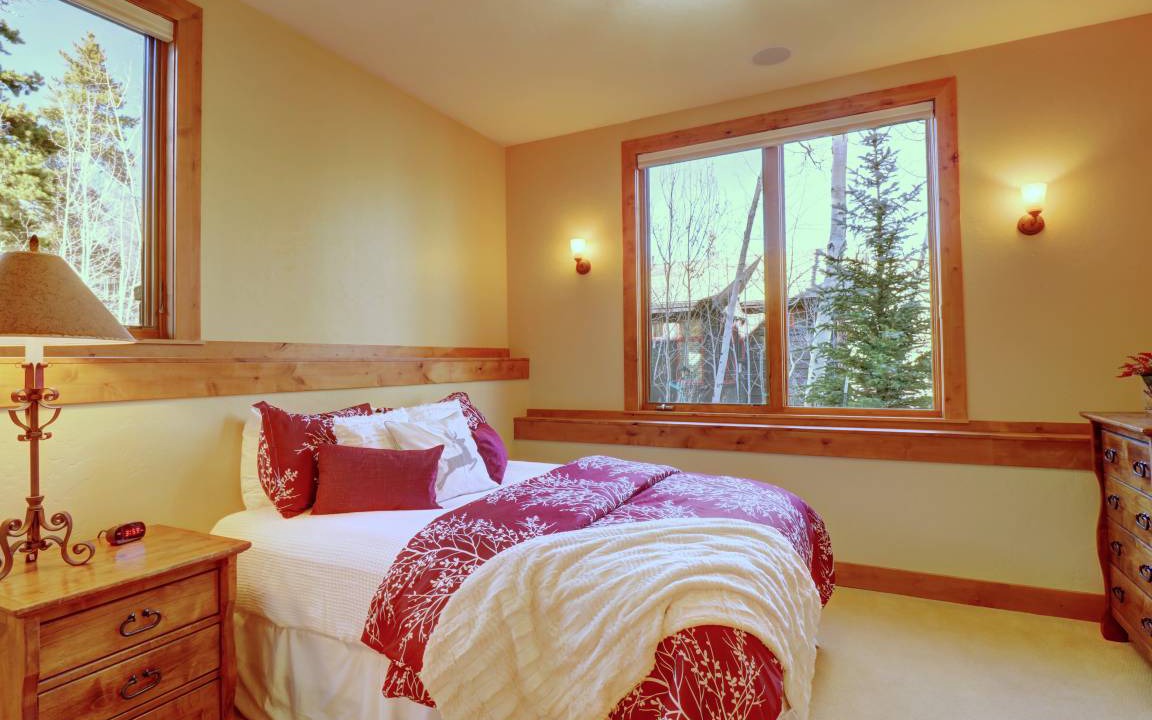 Photo of Bedroom in Three Peaks