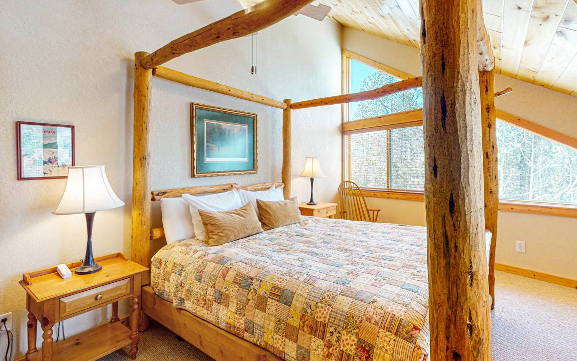 Photo of Bedroom in Sunset Ridge