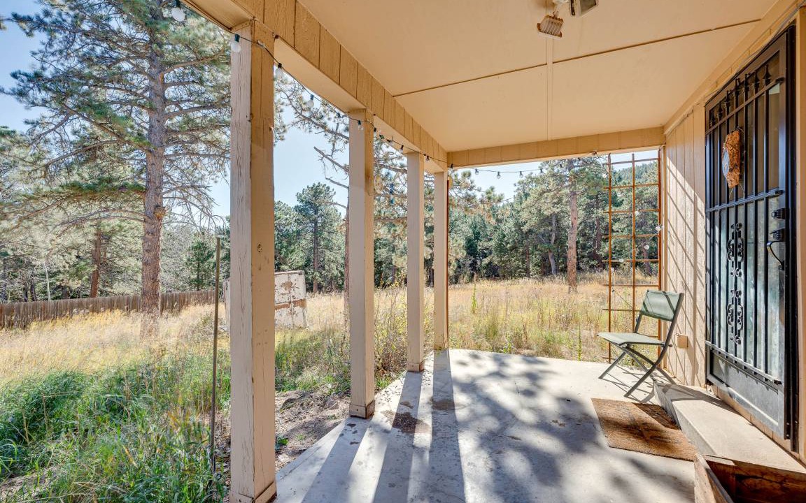 Photo of Patio Balcony in Coal Creek Canyon