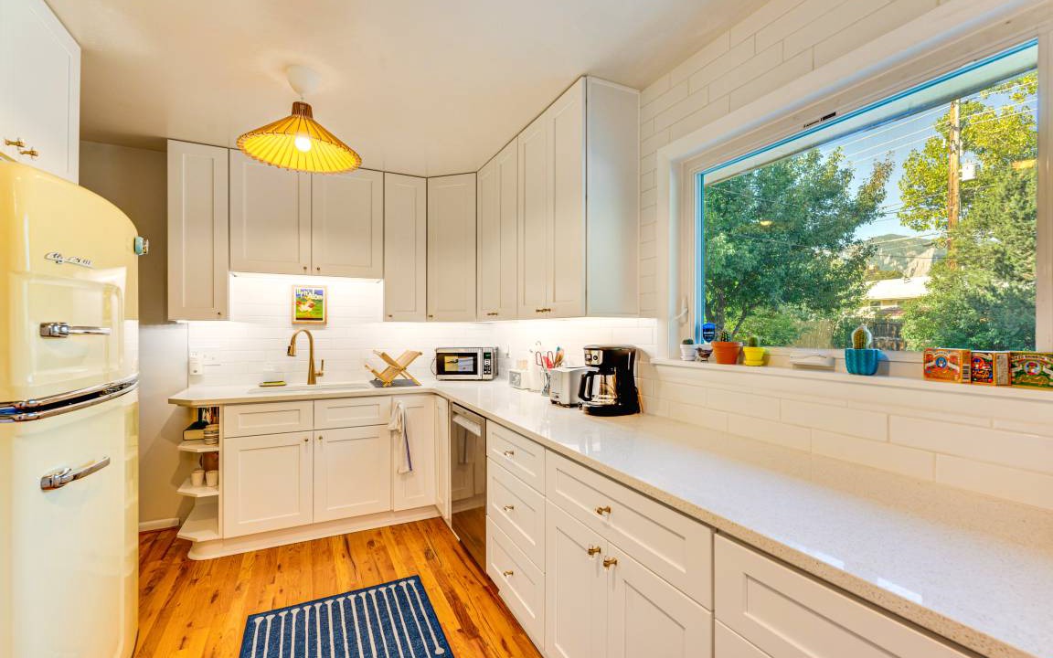 Photo of Kitchen in Baseline Sub