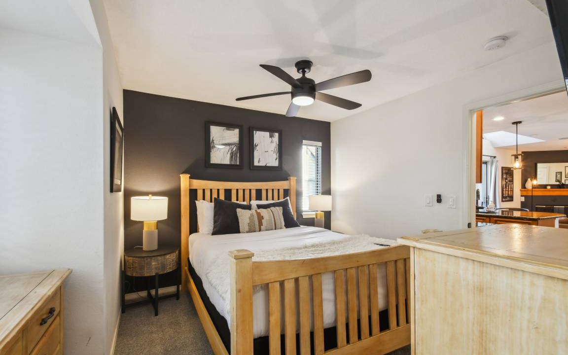 Photo of Bedroom in Englewood