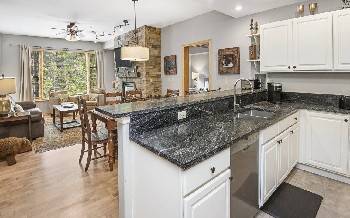 Photo of Kitchen in Edwards