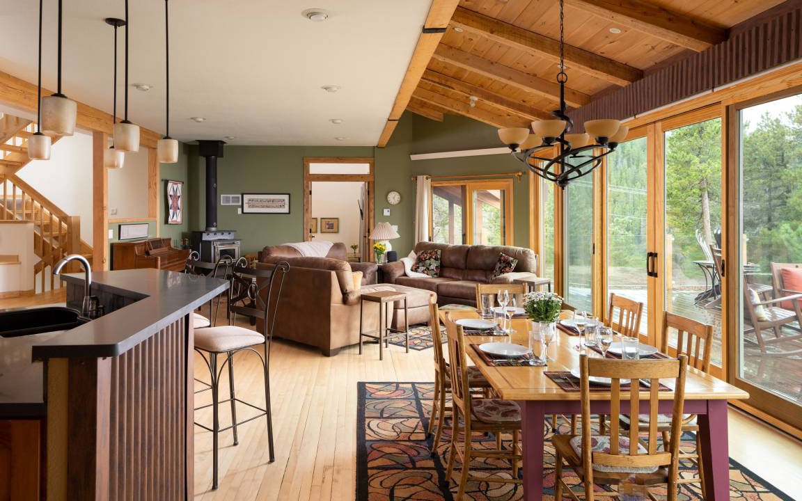 Photo of Livingroom in Coal Creek