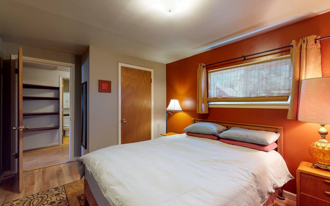 Photo of Bedroom in Ponderosa Pines