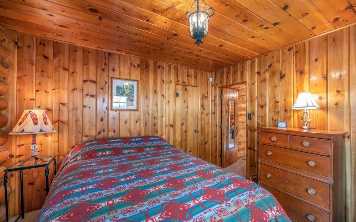 Photo of Bedroom in Estes Park
