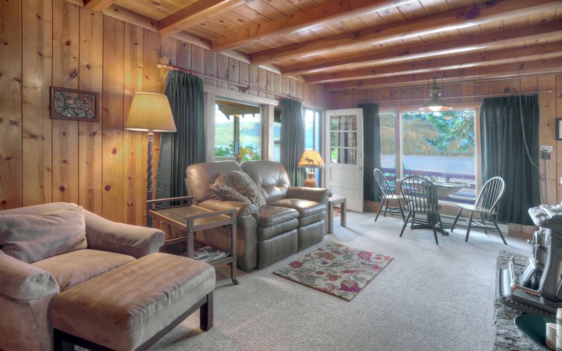 Photo of Livingroom in Bayfield
