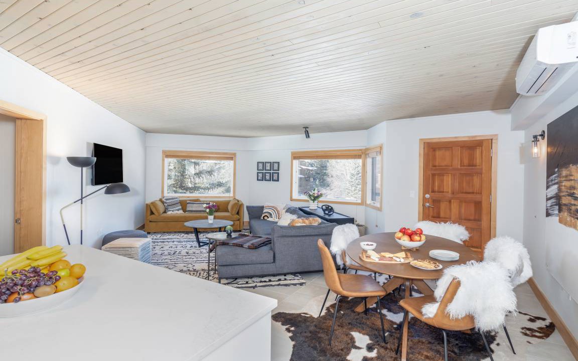 Photo of Livingroom in Telluride