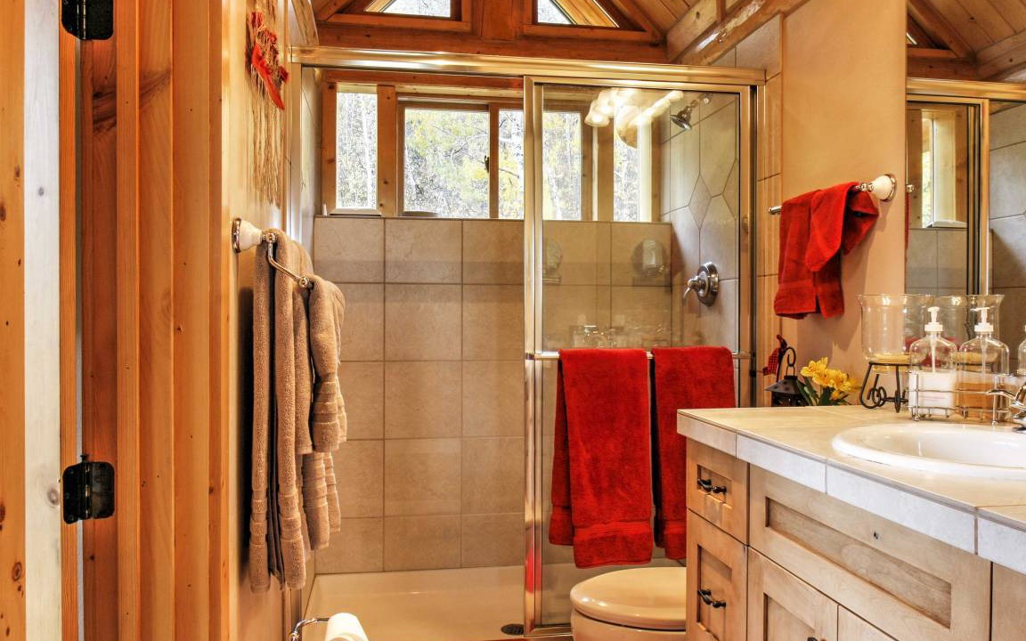 Photo of Bathroom in Granby