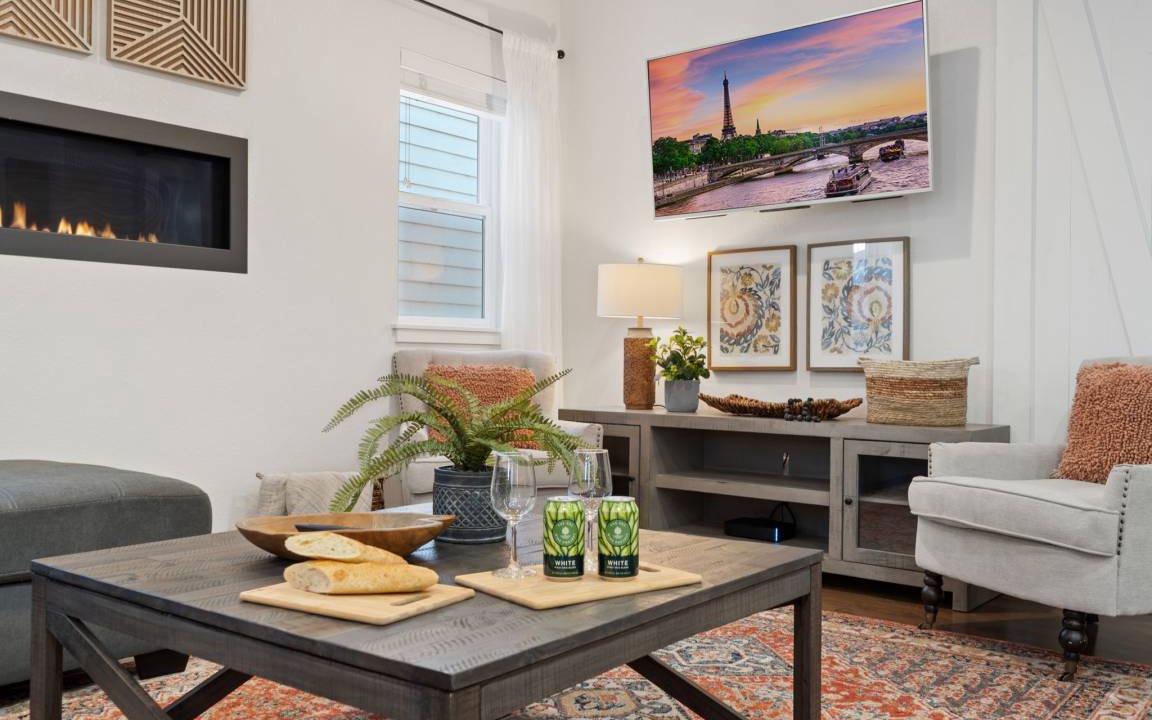 Photo of Livingroom in Old Town North