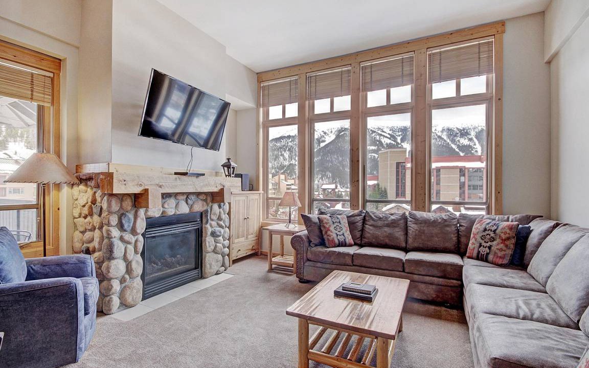 Photo of Livingroom in Copper Mountain Village