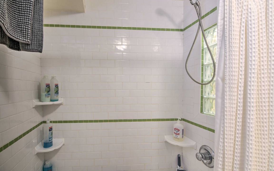 Photo of Bathroom in Old Town